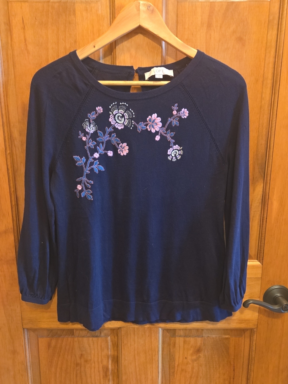 LOFT Navy Floral-Embroidered Long Sleeve Sweater Size S